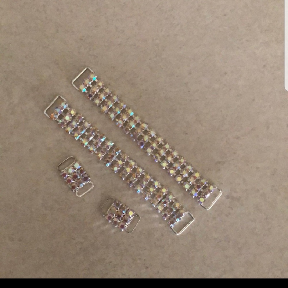Bikini rhinestone claps